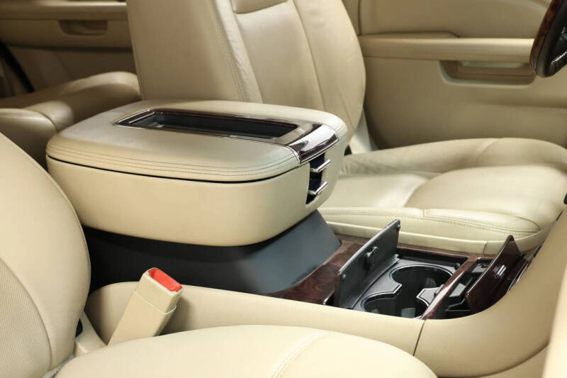 2012 Cadillac Escalade Premium