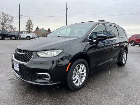 2022 Chrysler Pacifica Touring