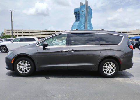 2020 Chrysler Voyager LXi