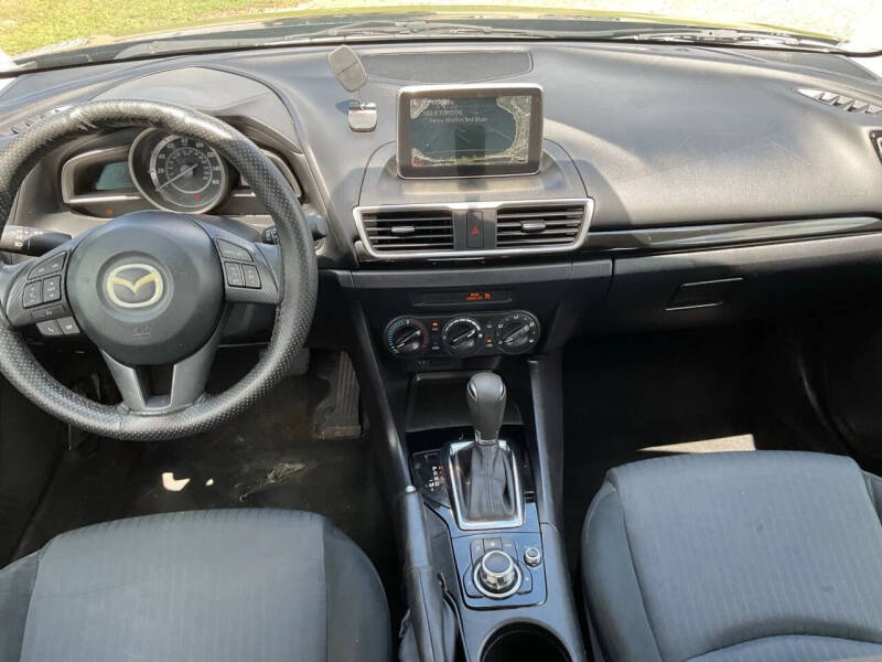 2016 Mazda MAZDA3 i Sport