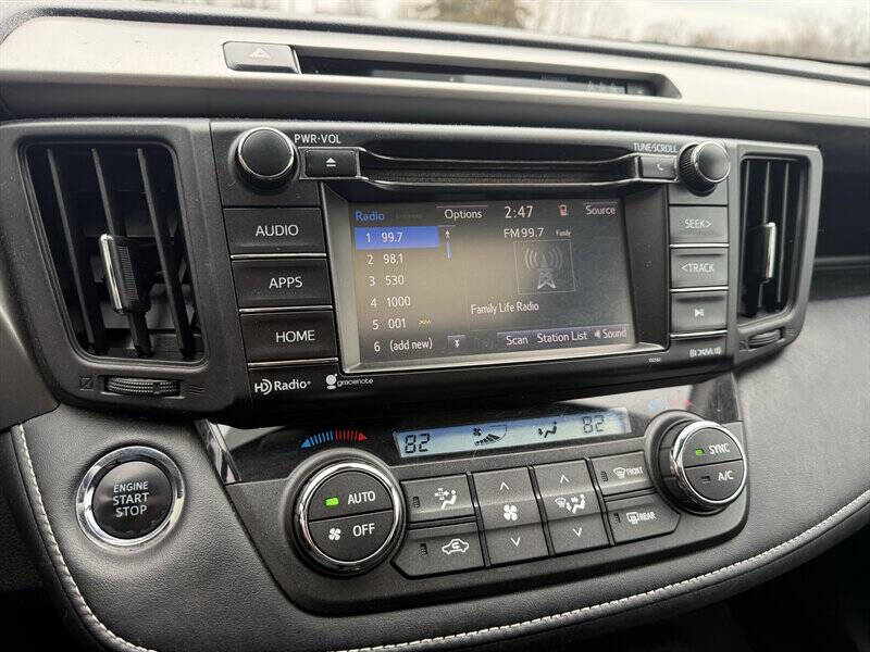 2017 Toyota RAV4 XLE