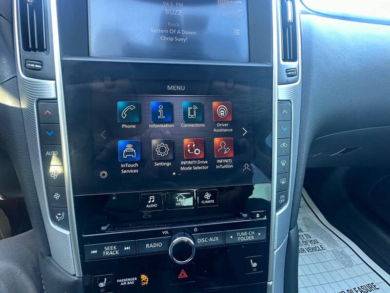 2022 Infiniti Q50 Luxe