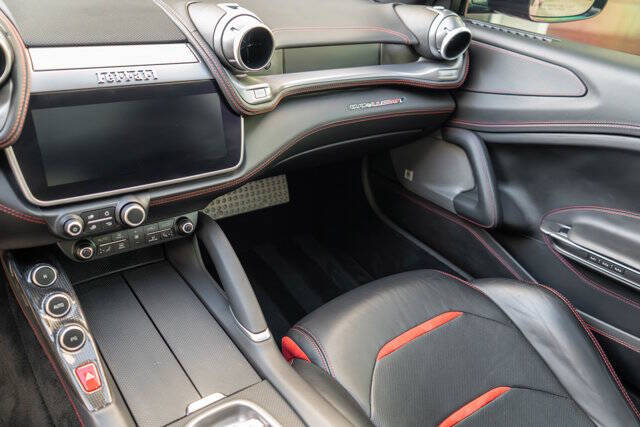 2018 Ferrari GTC4Lusso T 21