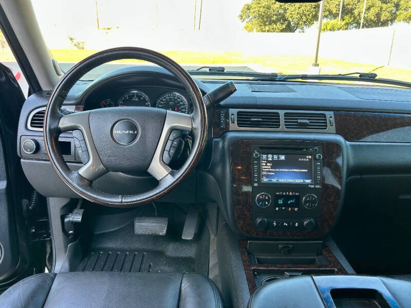 2012 GMC Yukon Denali