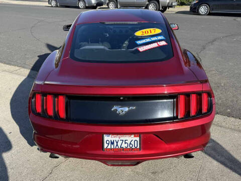 2017 Ford Mustang EcoBoost