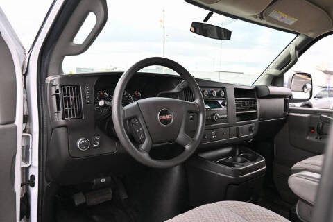 2017 GMC Savana 2500
