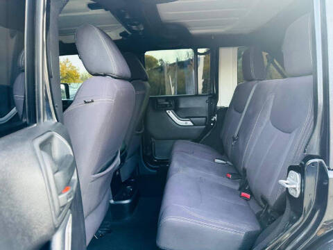 2013 Jeep Wrangler Unlimited Sahara