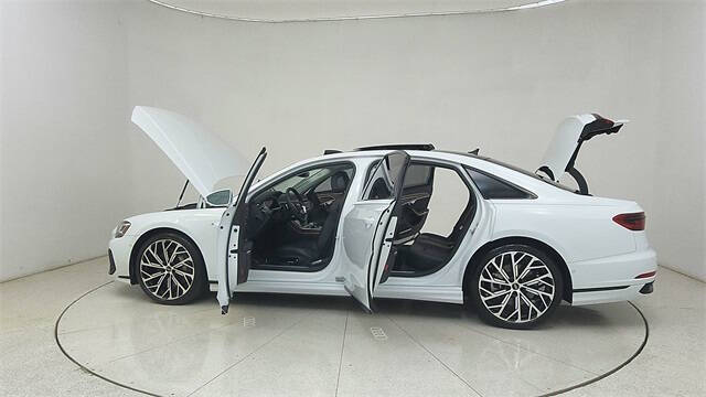 2022 Audi A8 L quattro 55 TFSI