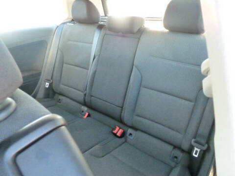 2015 Volkswagen Golf TSI Launch Edition