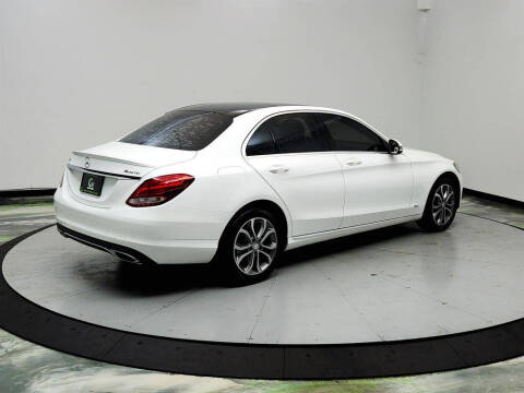 2016 Mercedes-Benz C-Class