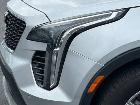 2022 Cadillac XT4 Premium Luxury