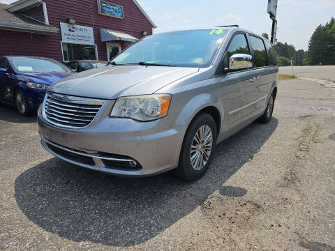 2014 Chrysler Town and Country for sale at Hwy 13 Motors in Wisconsin Dells WI