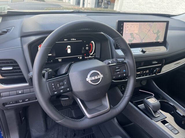 2025 Nissan Rogue SL