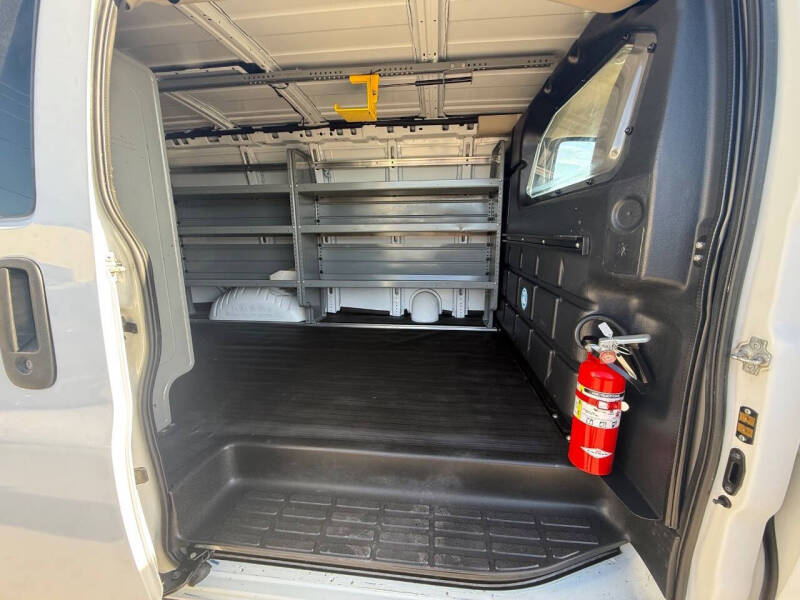 2020 Chevrolet Express 2500