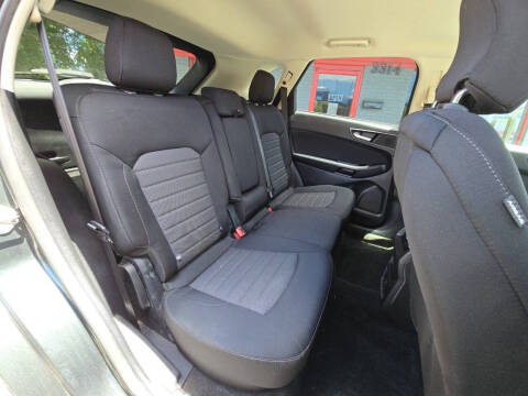 2015 Ford Edge SE
