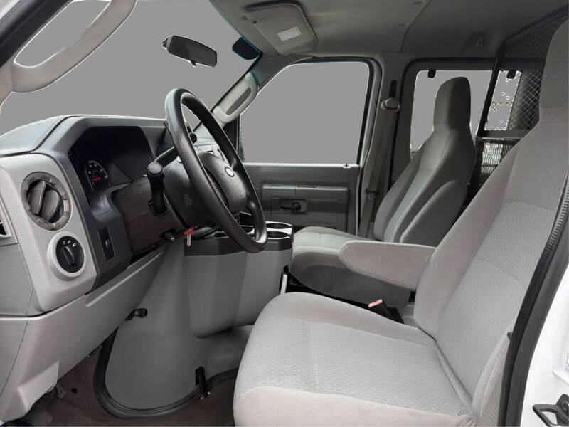 2011 Ford E-Series