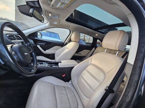 2017 Jaguar F-PACE 20d Prestige