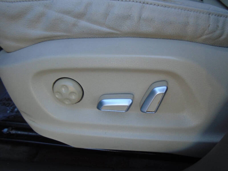 2017 Audi Q5 2.0T quattro Premium Plus