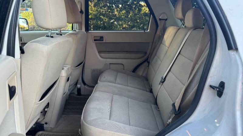 2011 Ford Escape XLT