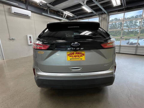 2022 Ford Edge SE