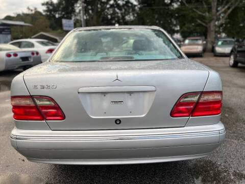 2001 Mercedes-Benz E-Class E 320