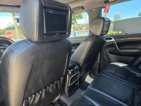 2004 Porsche Cayenne Turbo