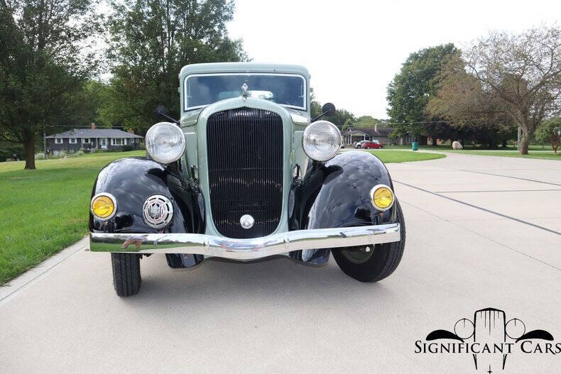 1933 Plymouth Model PC