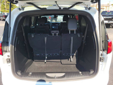 2026 Chrysler Voyager LX