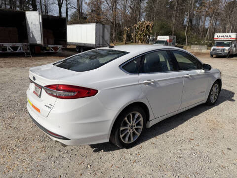 2017 Ford Fusion Hybrid SE