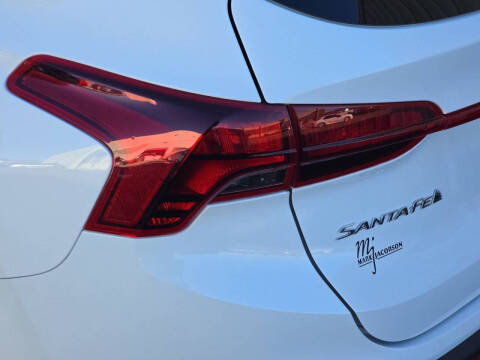 2023 Hyundai Santa Fe SE