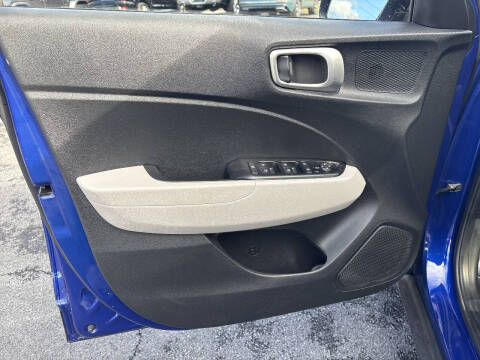 2020 Hyundai Venue SEL