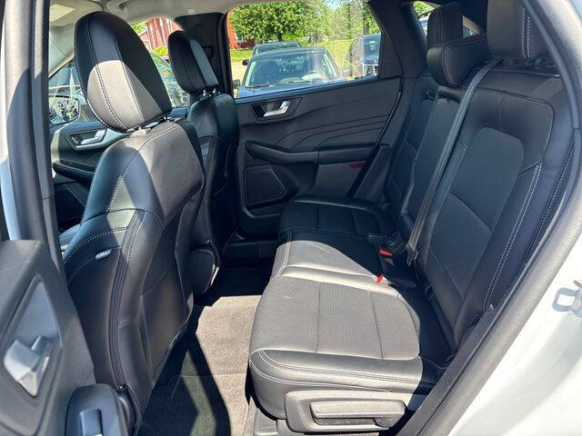 2025 Ford Escape Platinum