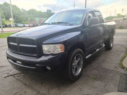 2005 Dodge Ram Pickup 1500 for sale at SMD AUTO SALES LLC in Kansas City MO