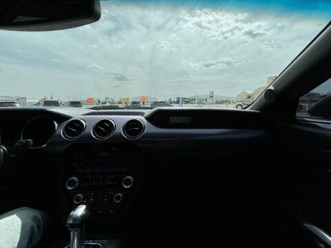 2017 Ford Mustang EcoBoost