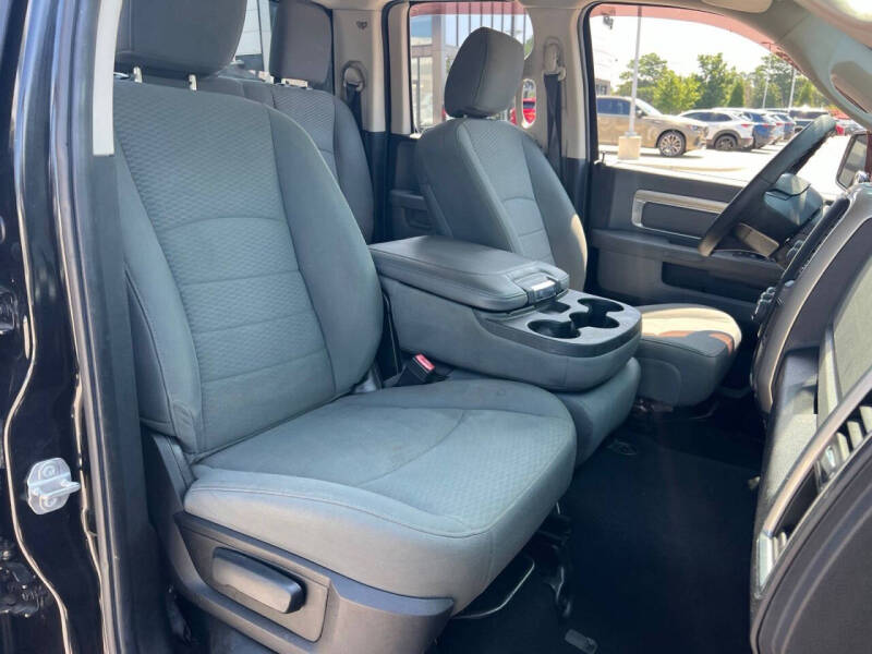 2016 RAM 1500 SLT