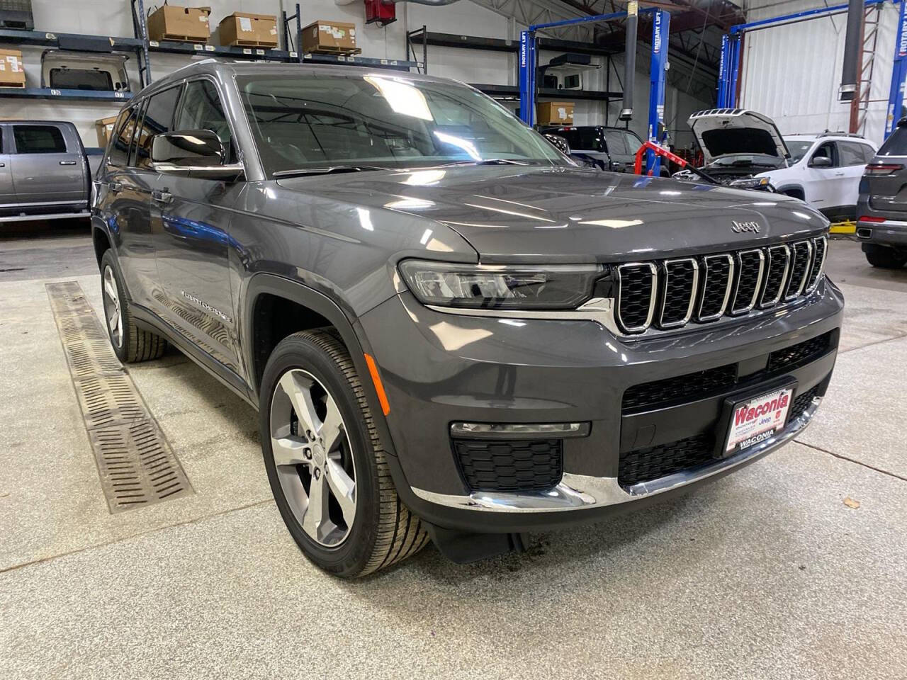 2021 Jeep Grand Cherokee L for sale at Victoria Auto Sales in Victoria, MN