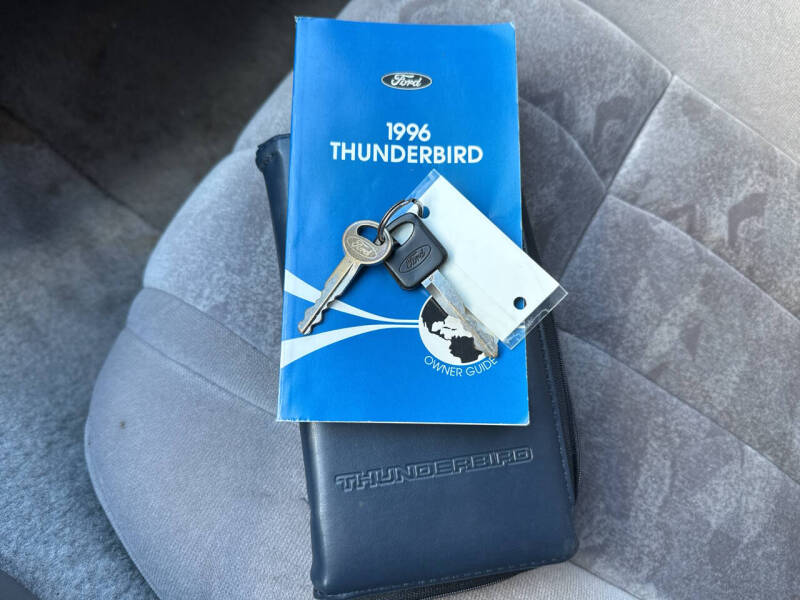 1996 Ford Thunderbird LX