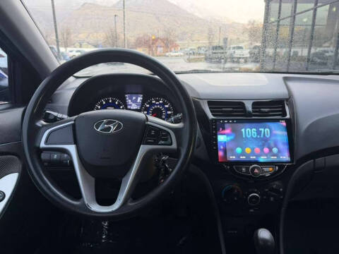 2012 Hyundai Accent GS