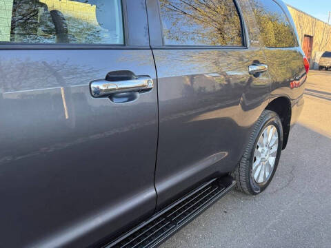 2013 Toyota Sequoia Platinum