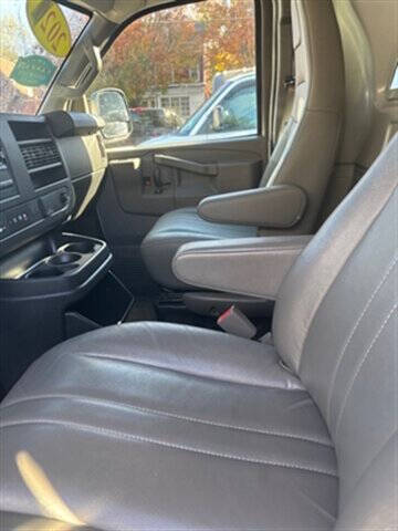 2021 Chevrolet Express 2500