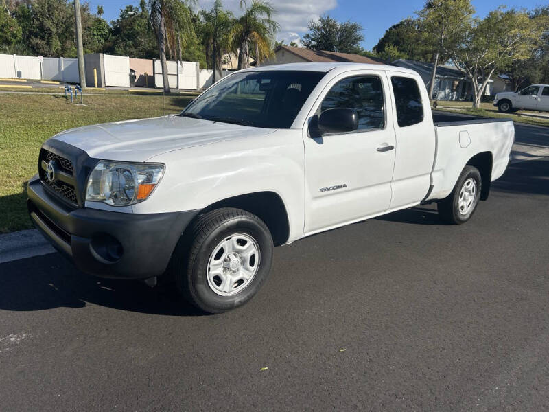2011 Toyota Tacoma Base's photo