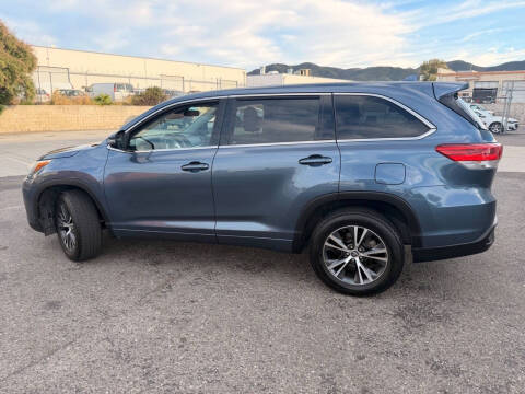 2017 Toyota Highlander LE Plus