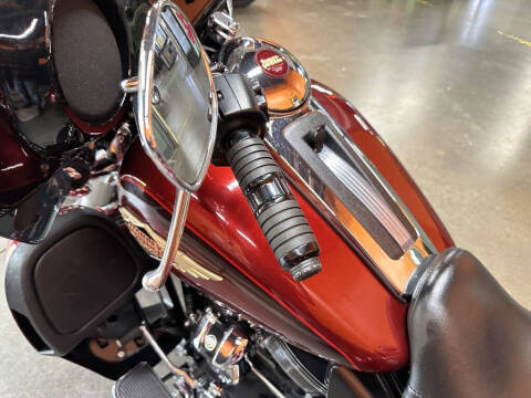 2023 Harley-Davidson FLHTCUTGAN - Tri Glide U