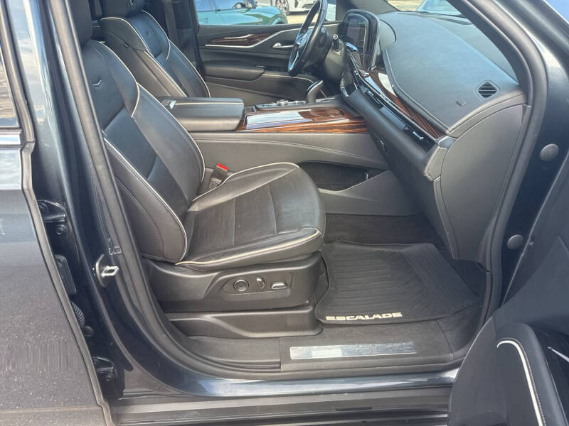 2021 Cadillac Escalade ESV Premium Luxury