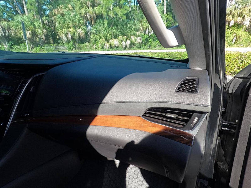 2018 Cadillac Escalade Premium Luxury