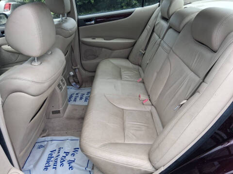 2004 Lexus ES 330