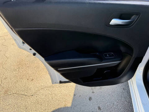 2019 Dodge Charger SXT