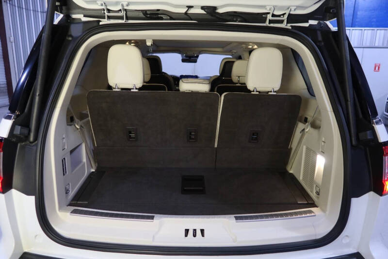 2020 Lincoln Navigator Black Label