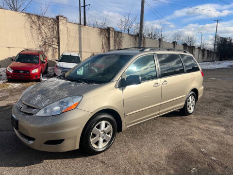 2008 Toyota Sienna LE 7-Passenger