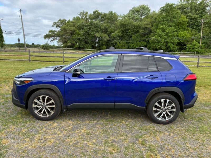 2025 Toyota Corolla Cross XLE